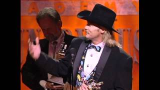 Alan Jackson Wins Single of the Year For quotChattahoocheequot  ACM Awards 1994 [upl. by Ridglea]