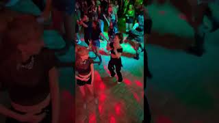 Montana’s country bar 🔥🤠 linedance linedancing wobble sandimas montanas countrybar dancing [upl. by Magdaia490]