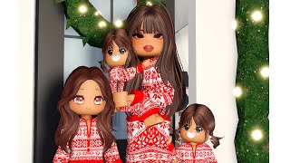 CHRISTMAS 2023 IN BERRY AVENUE  Roblox Family Roleplay [upl. by Humfrey714]