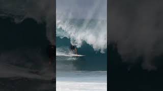 Makana Backdoors Wave At Pipeline [upl. by Rahsab]