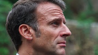 Remaniement  pourquoi Emmanuel Macron trainetil autant [upl. by Elhsa]