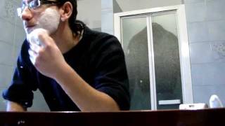 Tutorial 02  montare in faccia la crema da barba face latheringavi [upl. by Norok]