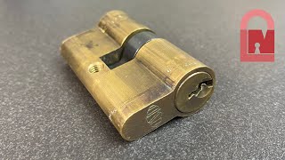 The Vintage Cisa Lock With a Little Trick [upl. by Clementia]