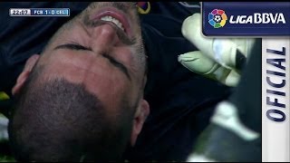 Lesión de rodilla  Knee injury de Víctor Valdés  سلتيك برشلونة [upl. by Spiegleman792]