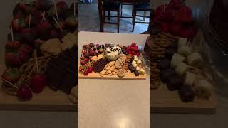 Fruit meat and cheese Charcuterie Board ideas Gluten Free [upl. by Ainattirb76]