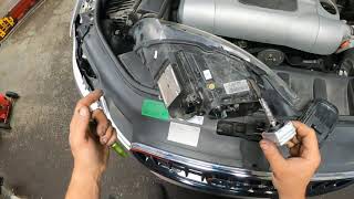 2012 AUDI Q7 XENON HEADLAMP BULB REPLACEMENT D3S [upl. by Ati]