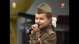 Katyusha  Valeria Kurnushkina amp Red army Orchestra [upl. by Ydospahr]