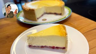 Bester Käsekuchen mit Marmelade  PreiselbeerKäsekuchen [upl. by Anait]