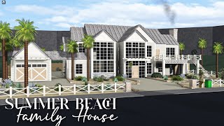 Bloxburg Summer Beach Family House  Speedbuild  EXTERIOR ONLY [upl. by Flagler]