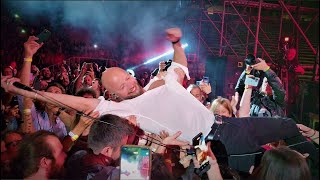 Sivert Høyem crowd surfs  Madrugada 24092022 Panathenaic StadiumKallimarmaro Athens Greece [upl. by Newberry]