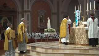 Solemn High Traditional Latin Mass Cathedral of the Blessed Sacrament Sacramento May 5 2012 HD [upl. by Telimay]