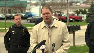 News 3 team coverage of FBI manhunt [upl. by Ritz]