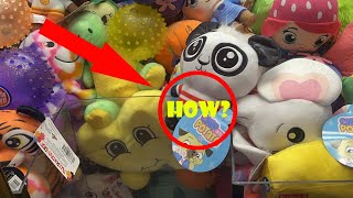 Playing DampBs Big Choice Claw Machine [upl. by Ahkeber]