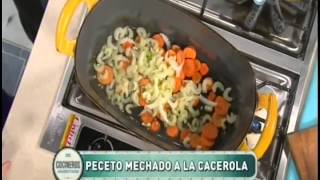 Peceto mechado a la cacerola con ensalada [upl. by Evelin]