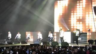 여기 봐 quotLook Herequot  Suga Aegyo  BTS The Red Bullet in Chile FANCAM [upl. by Ynneb402]