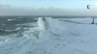 Tempête à Ouessant [upl. by Najar]