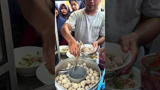 KULINER BAKSO JUMBO BERURAT TERENAK DI RUKO PATIMURA KDR ‼️ [upl. by Irallih873]