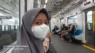 Pertama Kali Novelian Naik Kereta MRT [upl. by Pardo]