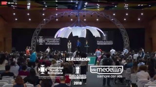 Sophia la robot humanoide en Medellín [upl. by Wunder393]