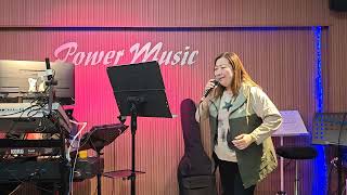 玻璃之情cover Josephine Lam蔚紋 （原唱張國榮）  Power music room live band [upl. by Ibok]