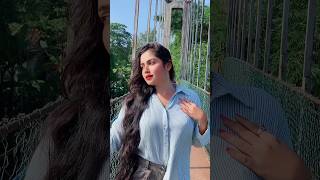 ආලවන්තියක් වෙන්නට හිතුනා l Alawanthiyak 🙆‍♀️ viral dance love [upl. by Adlanor]