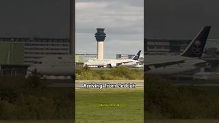 Saudia 7879 Dreamliner landing 28924 [upl. by Stace]