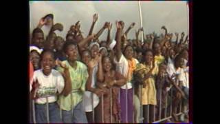 SENEGAL 92 CAN VICTOIRE ET ARRIVEE DES ELEPHANTS A ABIDJAN [upl. by Enayd]