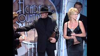 Tim McGraw and Faith Hill Win Top Video of the Year For quotIts Your Lovequot  ACM Awards 1998 [upl. by Zirtaeb]