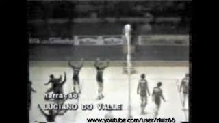 Vôlei  Brasil 3 x 2 Russia  1982  Final Mundialito [upl. by Phylis690]