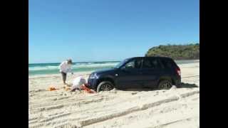 Bogged in a Suzuki Grand Vitara at Indian Head Fraser Island [upl. by Ilrebma994]