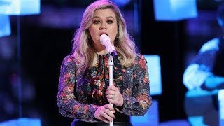 Kelly Clarkson Slays TWO F5s on The Voice Duet w Brynn Cartelli [upl. by Atekal154]