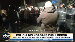 Policia nis ngadale zhbllokimin Nuk ka asnje urdher per nderhyrje  ABC News Albania [upl. by Ocirderf]