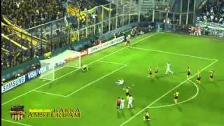 Penal errado del Tanque Silva  Velez  Peñarol  Semifinales  Copa Libertadores de América 2011 [upl. by Bracci]