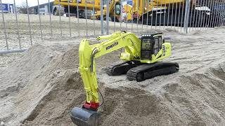 Komatsu PC 290 swinging sand at Bauma 2019 FUMOTEC [upl. by Atimed]