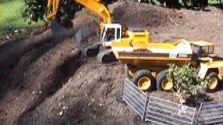 Liebherr R944 excavateur RC [upl. by Sibylla]