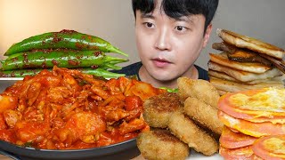 아내표 집밥🍚 수제비 닭볶음탕 미니돈까스 분홍소세지 고추김치 요리 먹방 Braised Spicy Chicken amp Sausage ASMR MUKBANG EATING SHOW [upl. by Retsae]