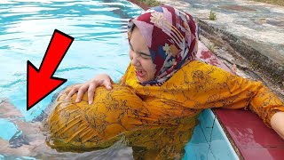 KAGET MENDADAK KONTRAKSI MAMAH LENNY HAMIL MELAHIRKAN BAYI DI KOLAM RENANGdrama hamil [upl. by Fennessy]