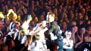 Olly Murs  Medley  SSE Arena Belfast  5th April 2017 [upl. by Marashio586]