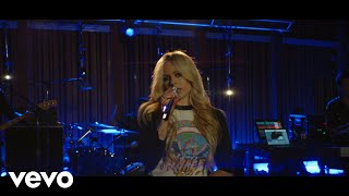 Avril Lavigne  “Girlfriend” Live from Honda Stage at Henson Recording Studios [upl. by Yemane]