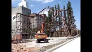 Afbraak loods IJzerland demolition industrial complex [upl. by Gebhardt]