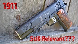 Smith amp Wesson 1911Is The 1911 Still Relevant [upl. by Hazen]