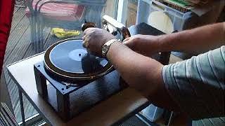 Gramophone Soundbox demonstration using The Skelataphone with a Meltrope 3 Soundbox [upl. by Yetsirhc]