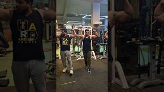 i  m getting motivation training motivation Training biceps flexing fit fitnesswithzishan07 [upl. by Philender]