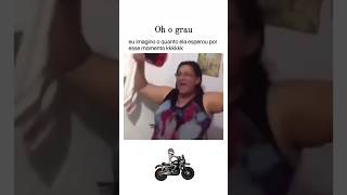 QUANTOS GRAUS SÃO NECESSÁRIOS PARA EMPINAR UMA MOTO E NÃO CAIR cnu memes humor matemática [upl. by Ayotaj]