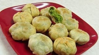 Tuvar Lilva Kachori video recipe  Stuffed Pigeon Peas Balls recipe by Bhavna [upl. by Naid]