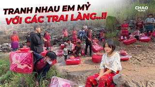 Cả Làng Cười Tít Thò Lò Khi Được Mang Cái Ấm Đến Tận Tay Cho Mùa Đông Lạnh Lẽo [upl. by Joab144]