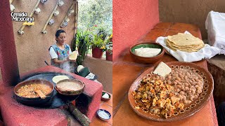 Almuerzo Mexicano Sabroso y Rápido Como Los Que Nos Gustan En El Rancho [upl. by Aicinad803]