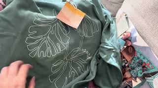 Unboxing Beachly Bonus box [upl. by Eniamrehc]