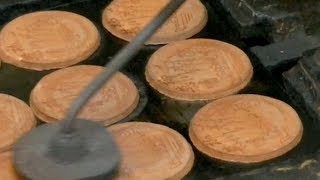 Traditional Japanese Snacks 柳川お土産 Handmade Cookies in Yanagawa [upl. by Nerek]