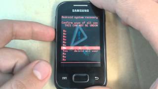 Samsung Galaxy Pocket S5300  How to reset  Como restablecer datos de fabrica [upl. by Enyallij]